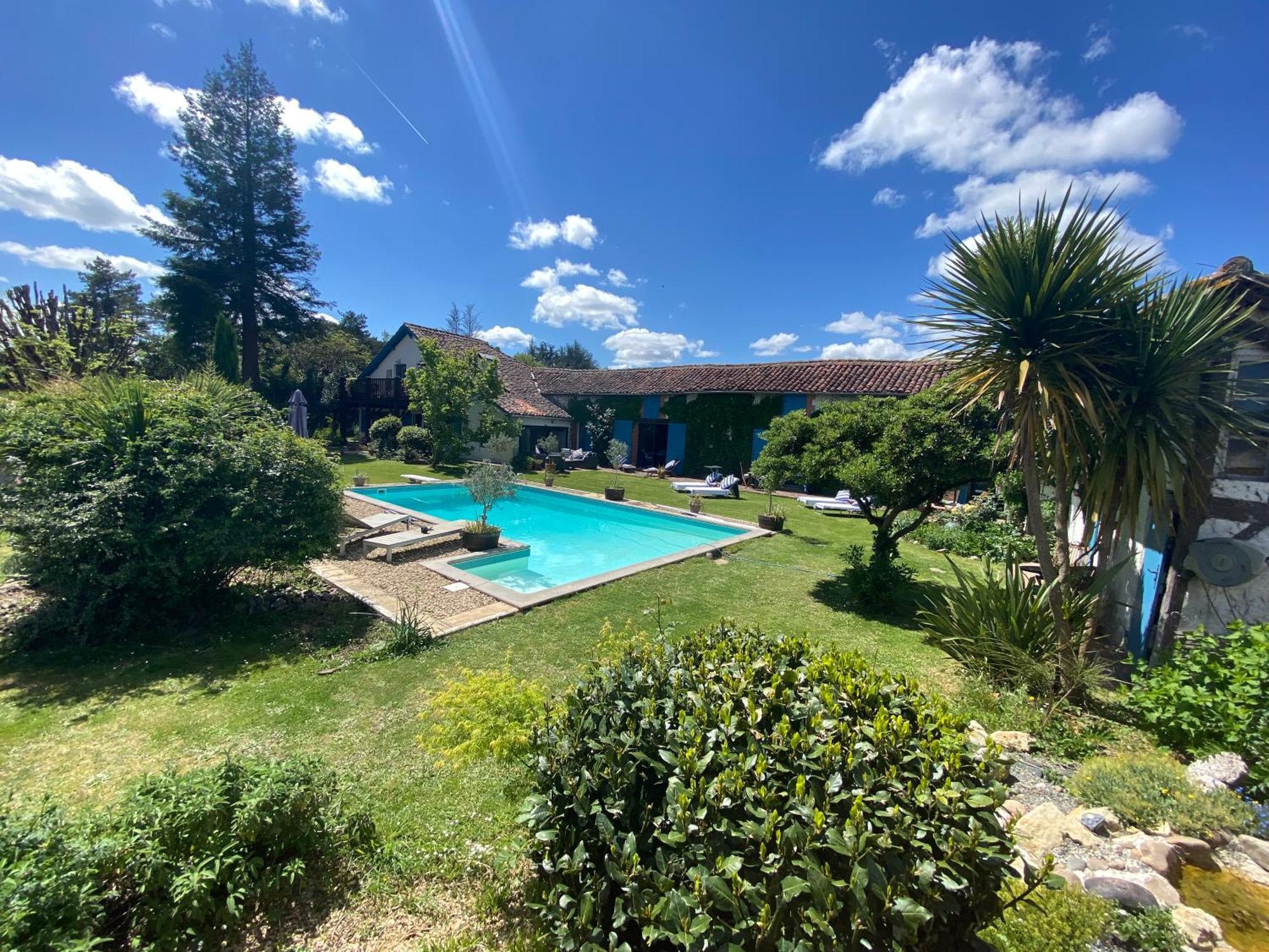 Domaine Du Tafiart Bed & Breakfast Sarron Luaran gambar